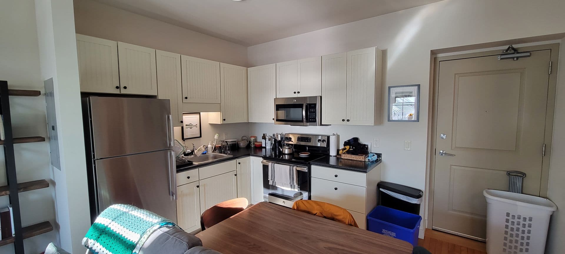 Burlington Apartment: 375 North Avenue