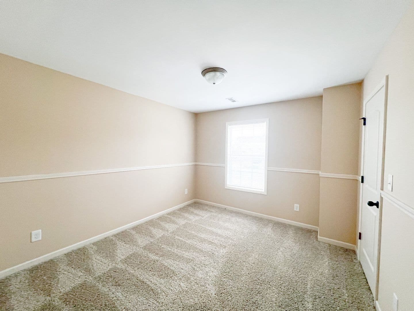 Clarksville Townhome: 2264 McCormick Ln