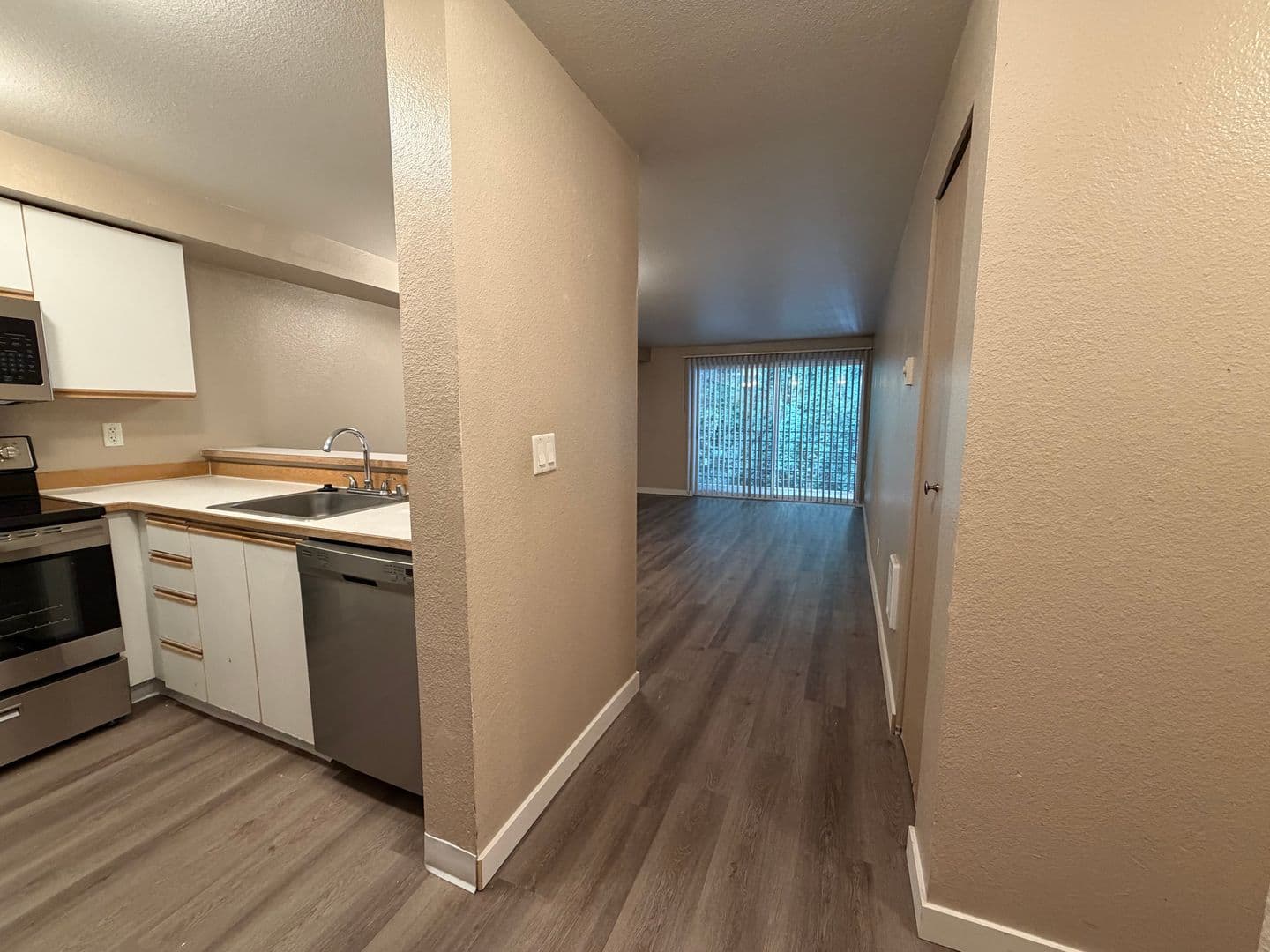 Seattle Apartment: 3021 SW Bradford Street