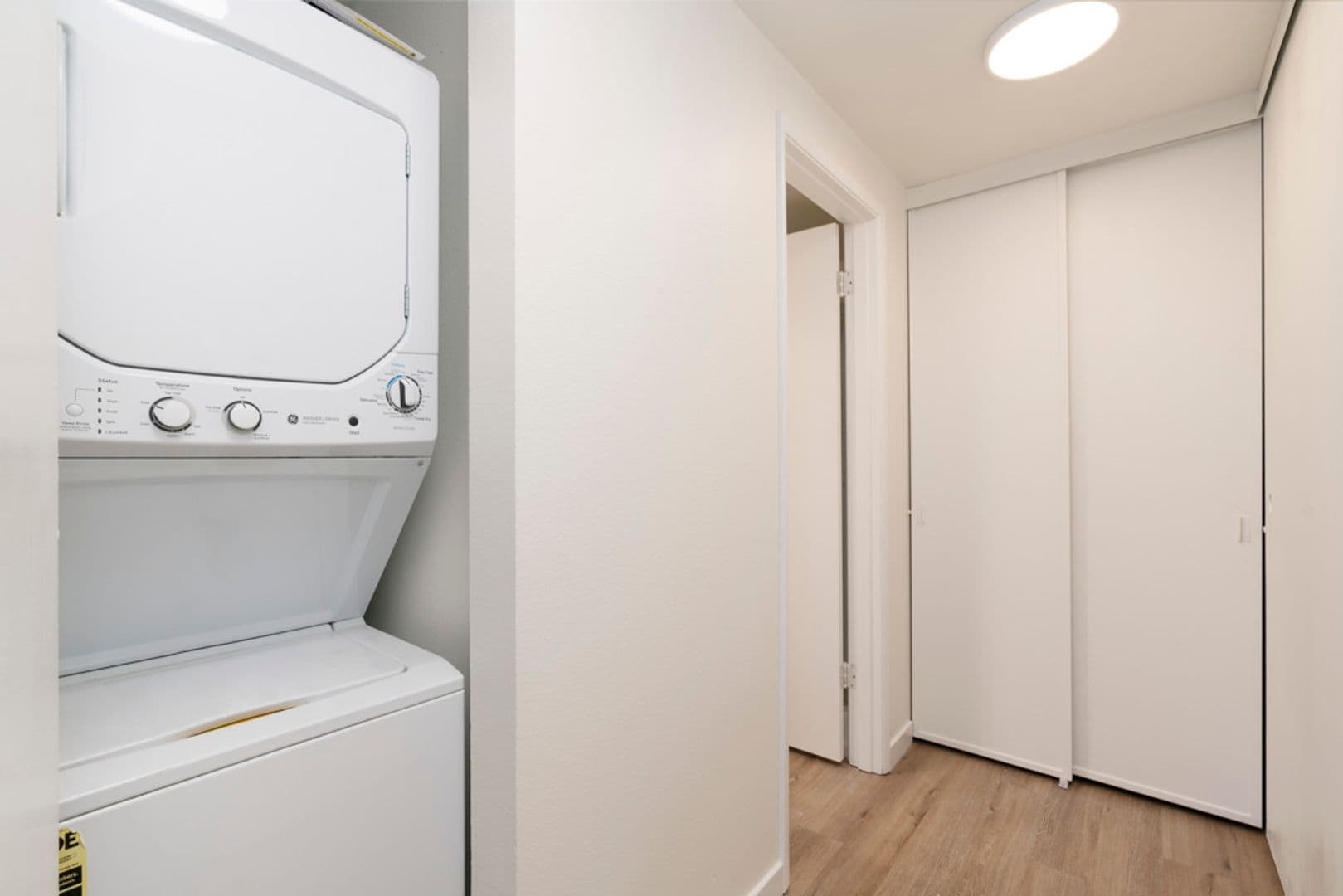 Seattle Apartment: 3520 28th Ave W