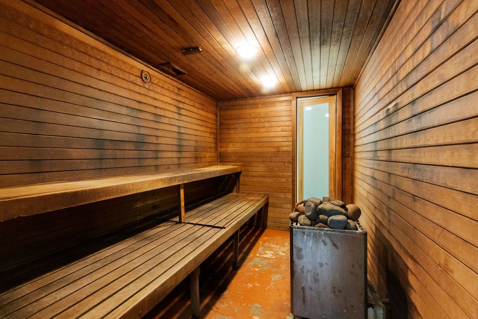 Seattle Apartment: 3520 28th Ave W