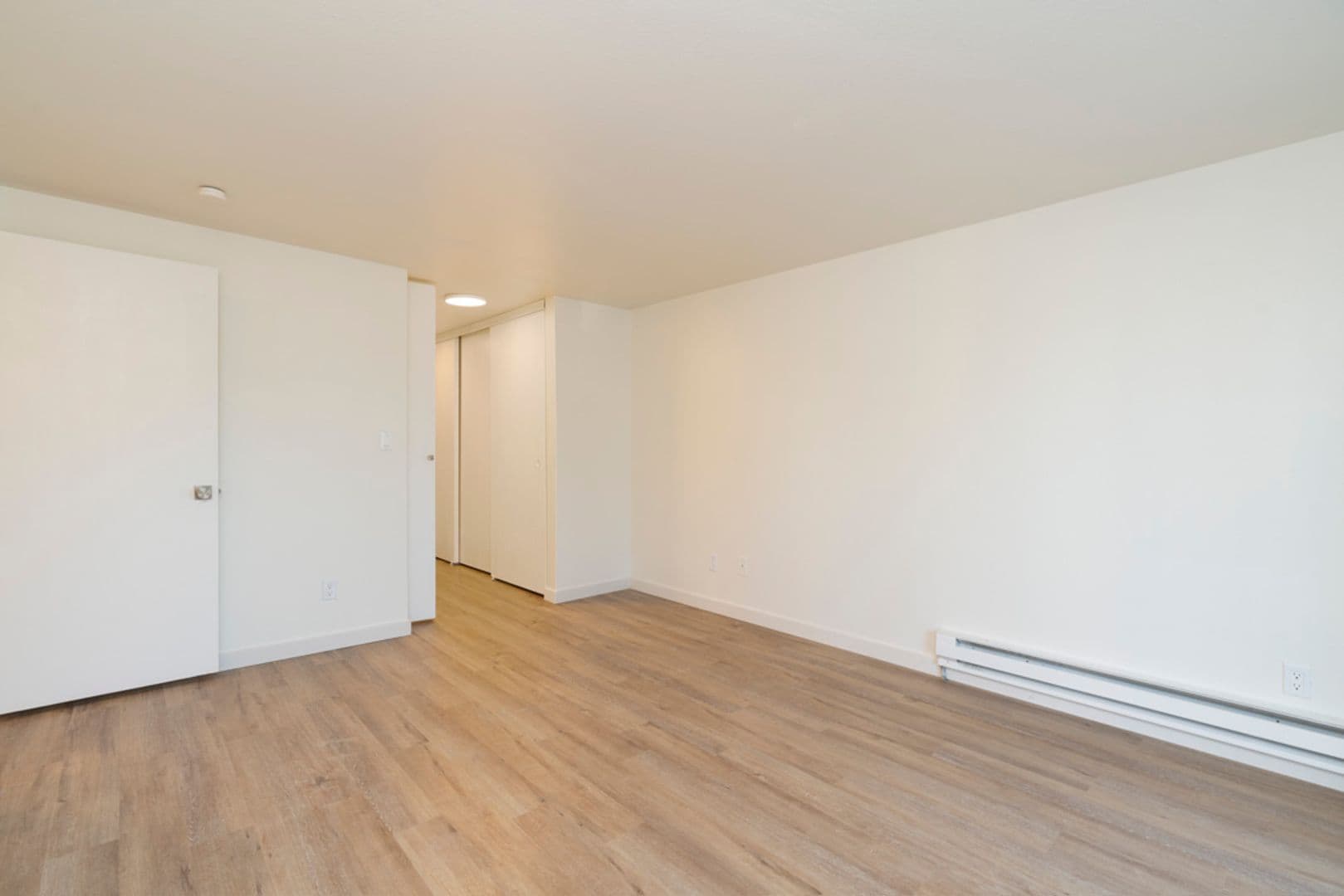 Seattle Apartment: 3520 28th Ave W