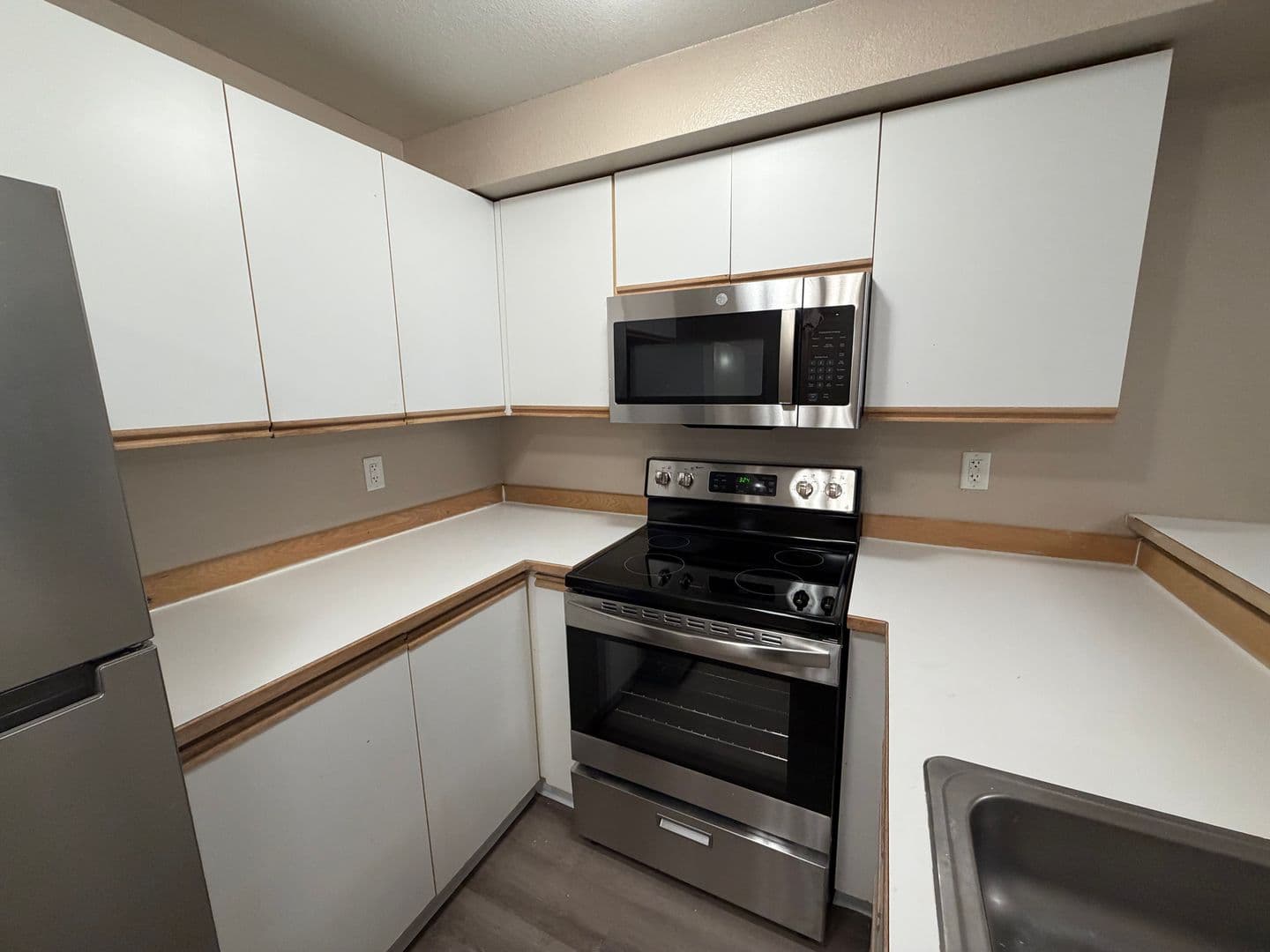 Seattle Apartment: 3021 SW Bradford Street