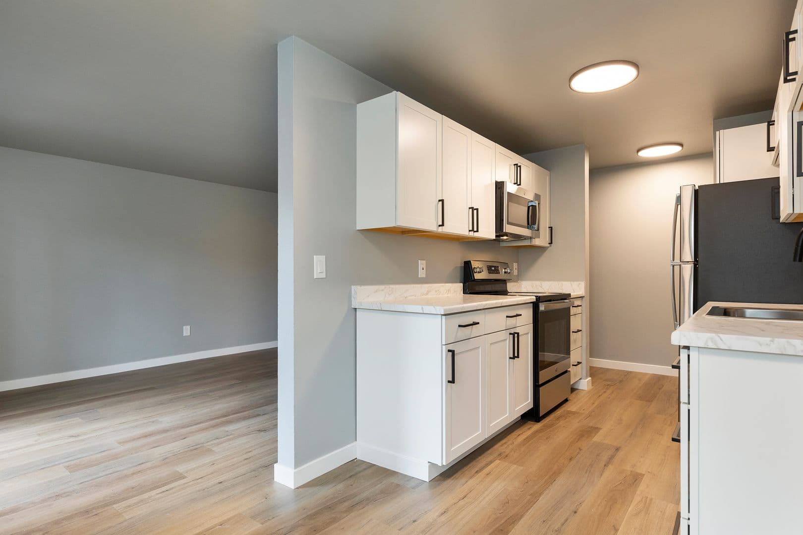 Seattle Apartment: 2121 E Jefferson St