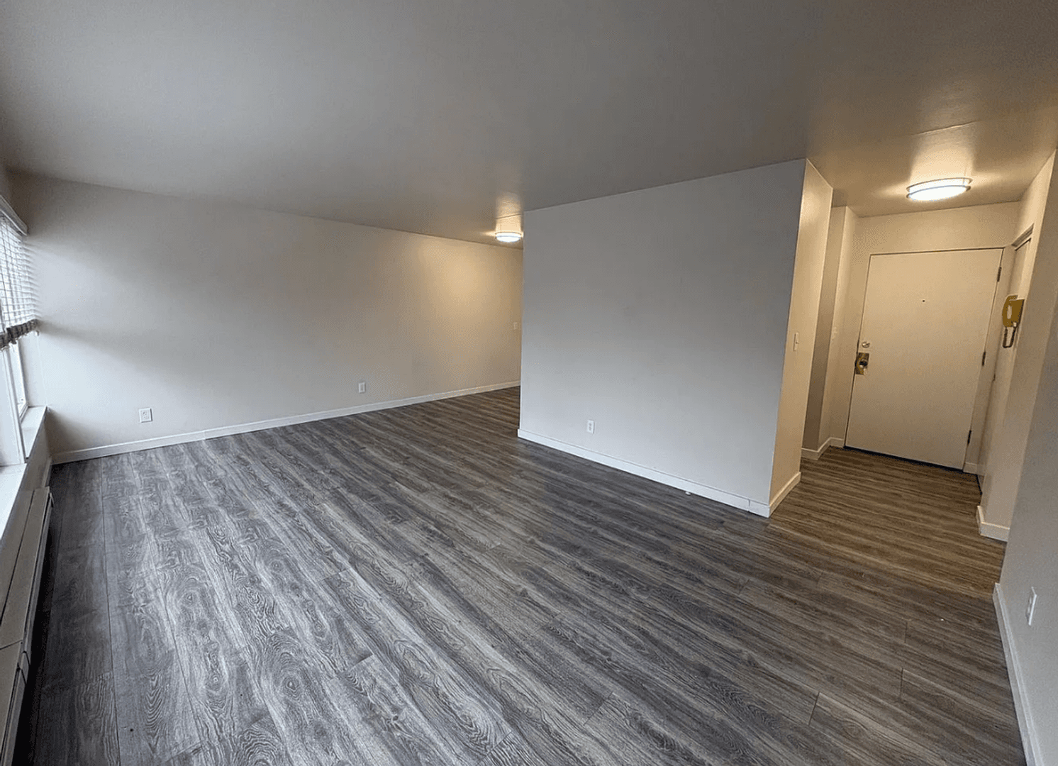 Seattle Apartment: 219 Harvard Ave E