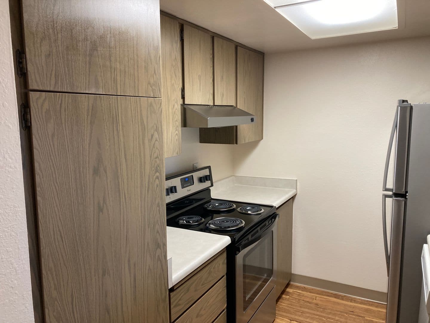 Seattle Apartment: 3721 27th Pl W