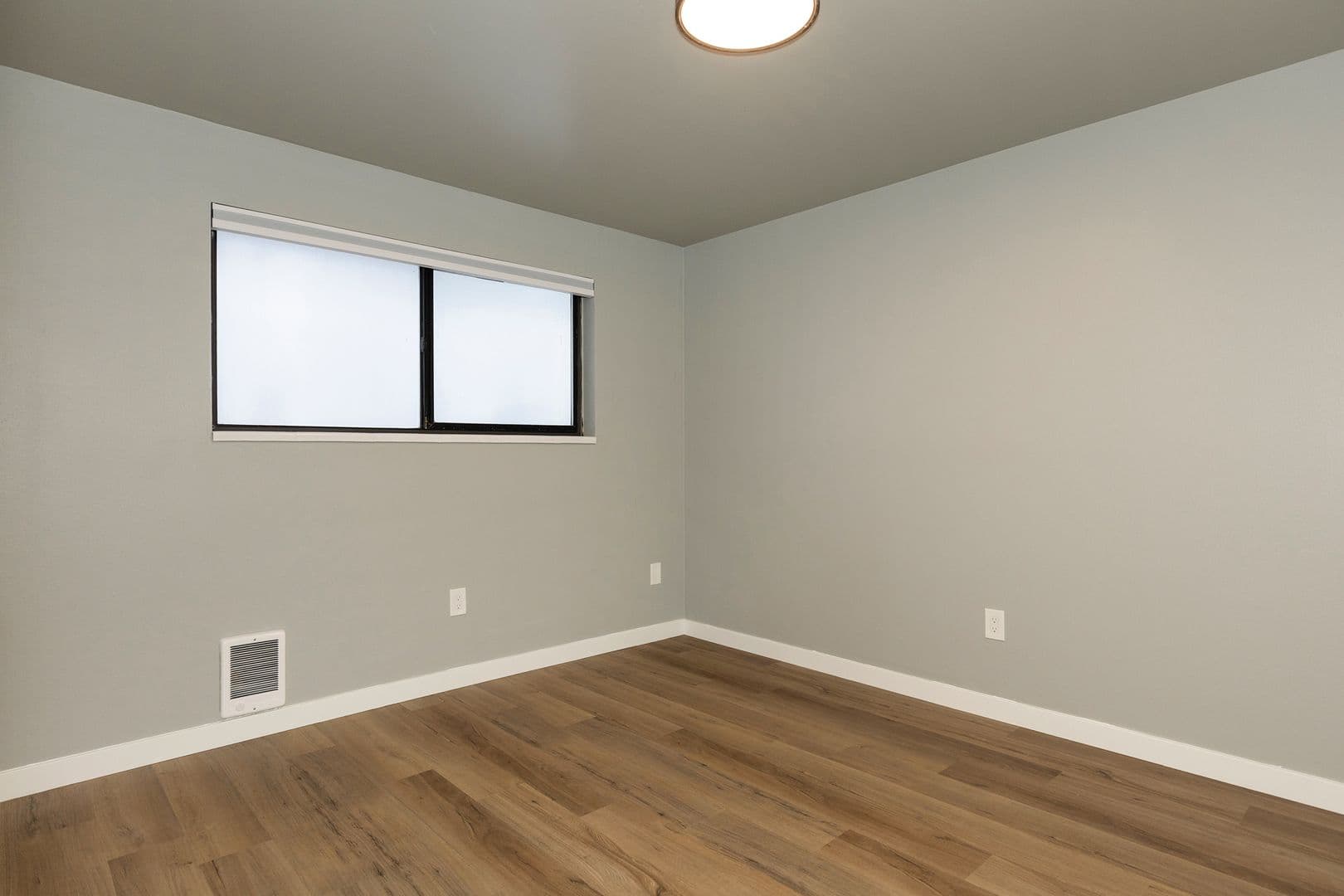 Seattle Apartment: 2121 E Jefferson St