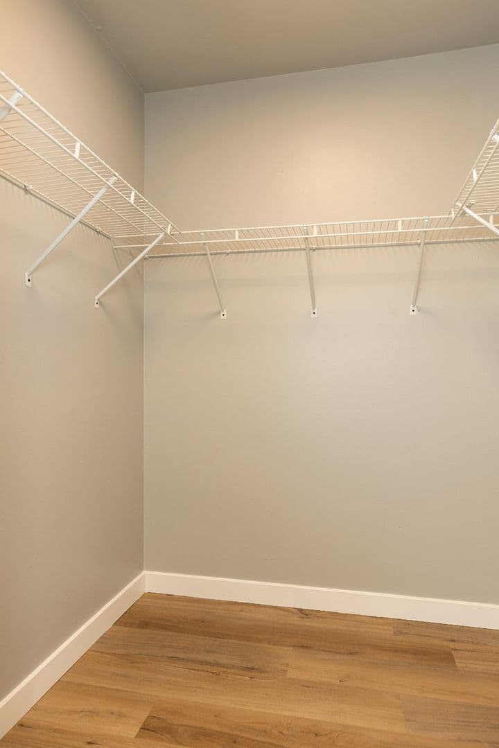 Seattle Apartment: 2121 E Jefferson St