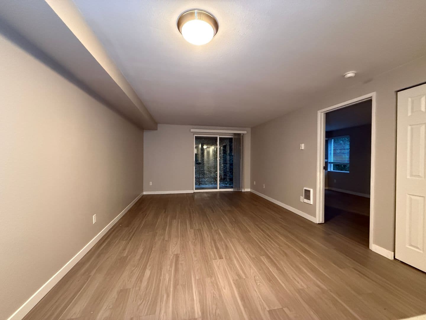 Seattle Apartment: 3021 SW Bradford Street