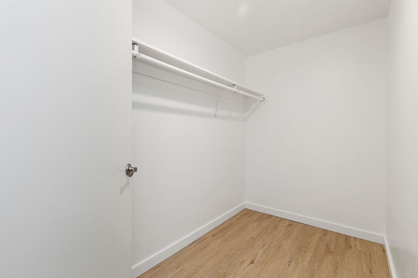 Seattle Apartment: 3520 28th Ave W