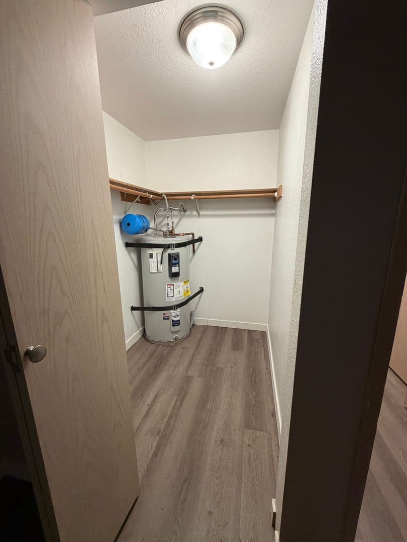 Seattle Apartment: 3021 SW Bradford Street