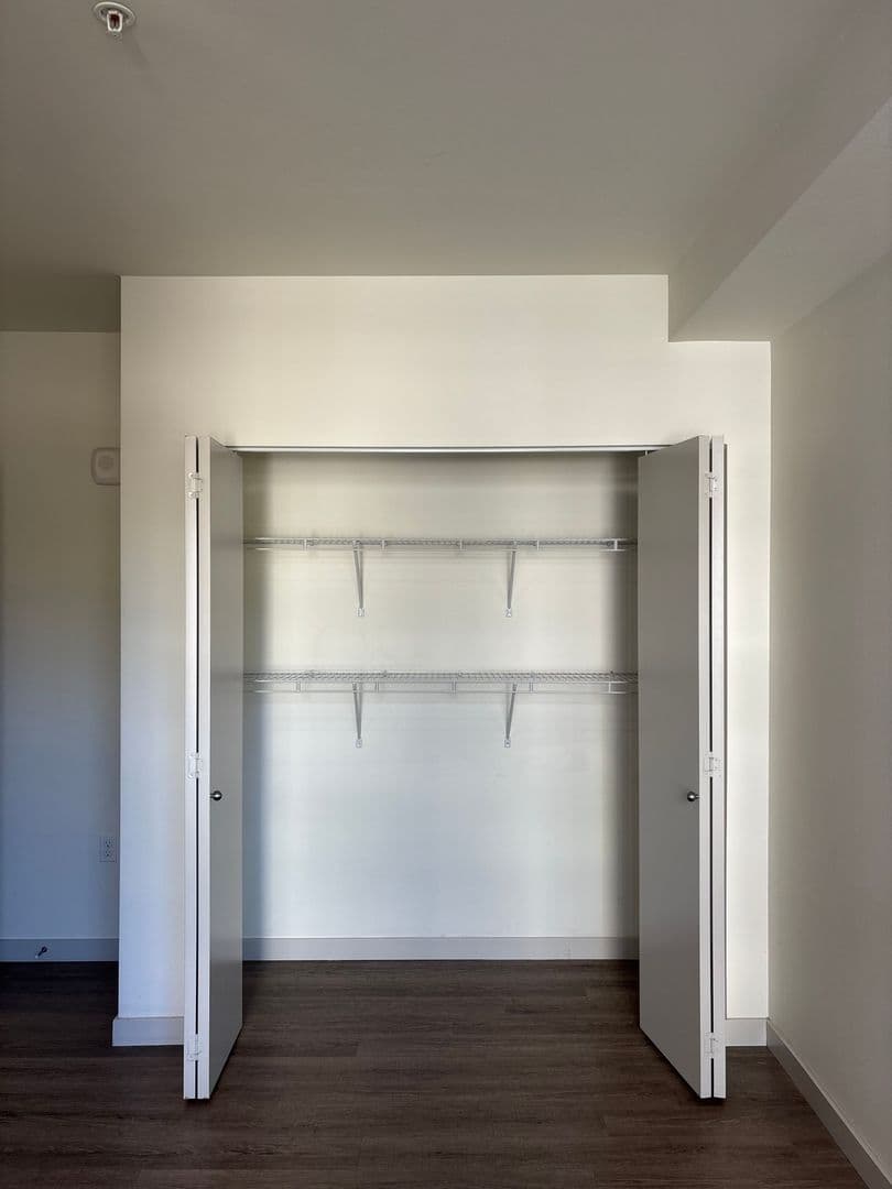 Seattle Apartment: 4801 Fauntleroy Way SW