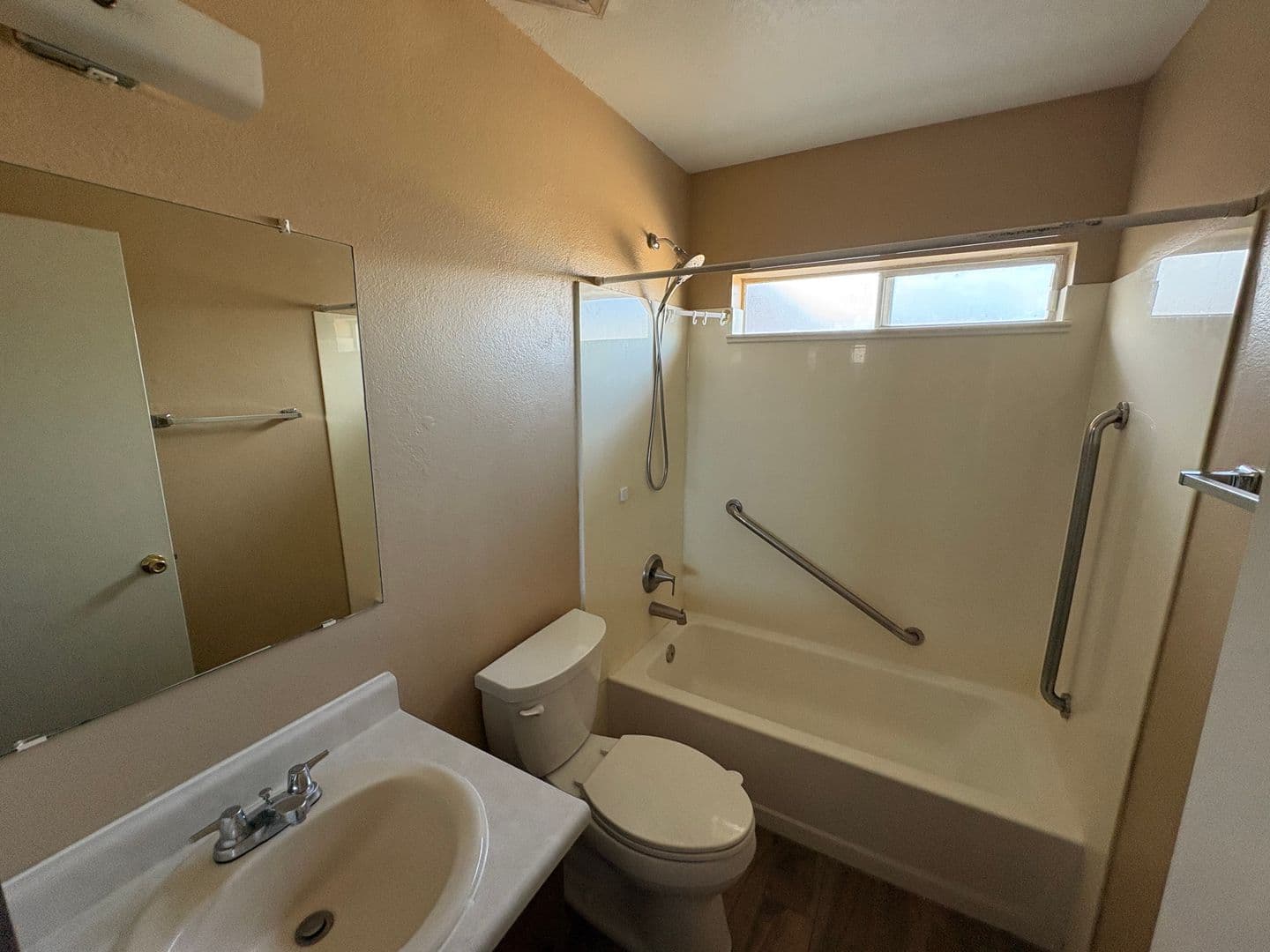 Youngtown Townhome: 11214 W Nevada Ave
