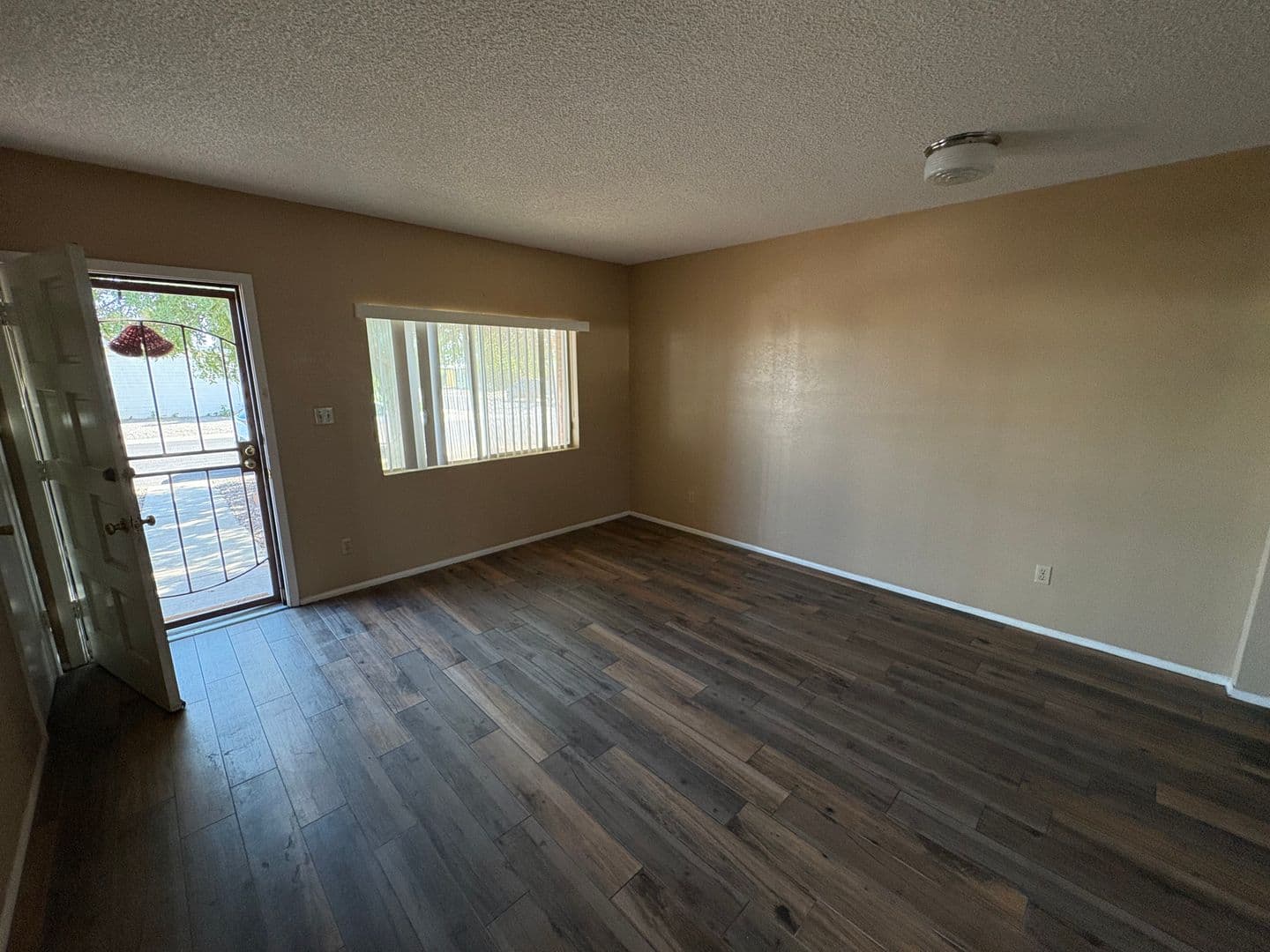 Youngtown Townhome: 11214 W Nevada Ave