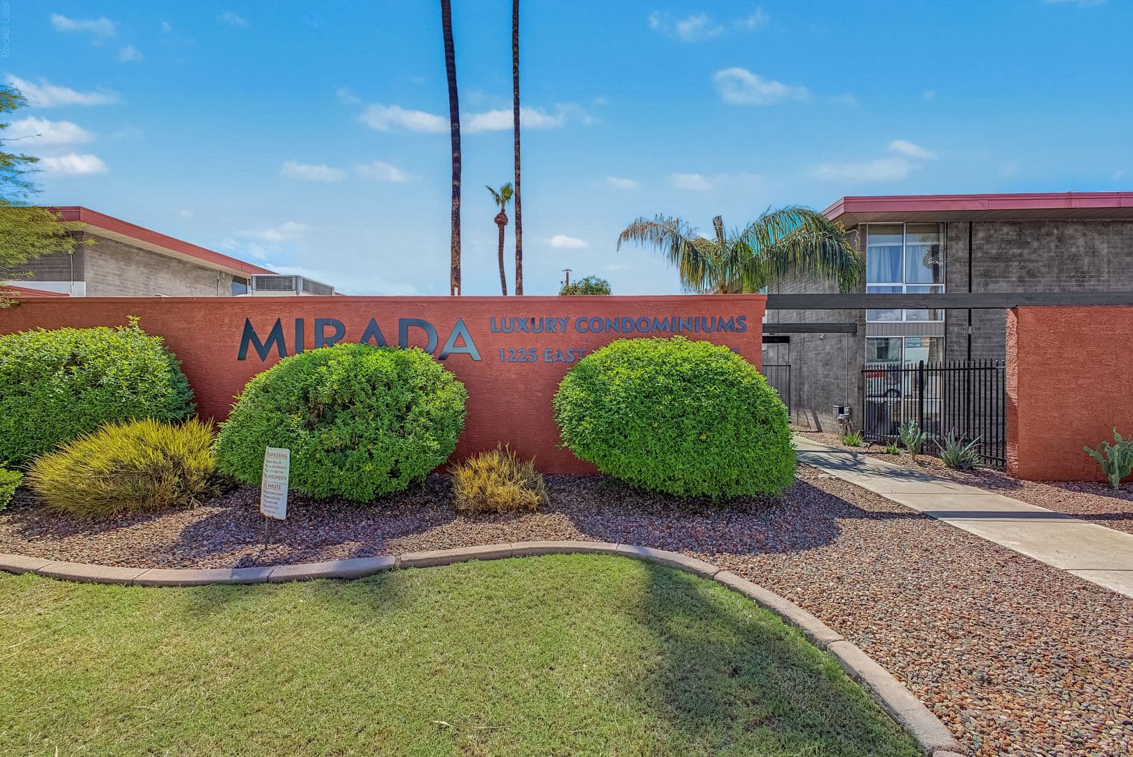 Phoenix House: 1225 E. Medlock Dr.