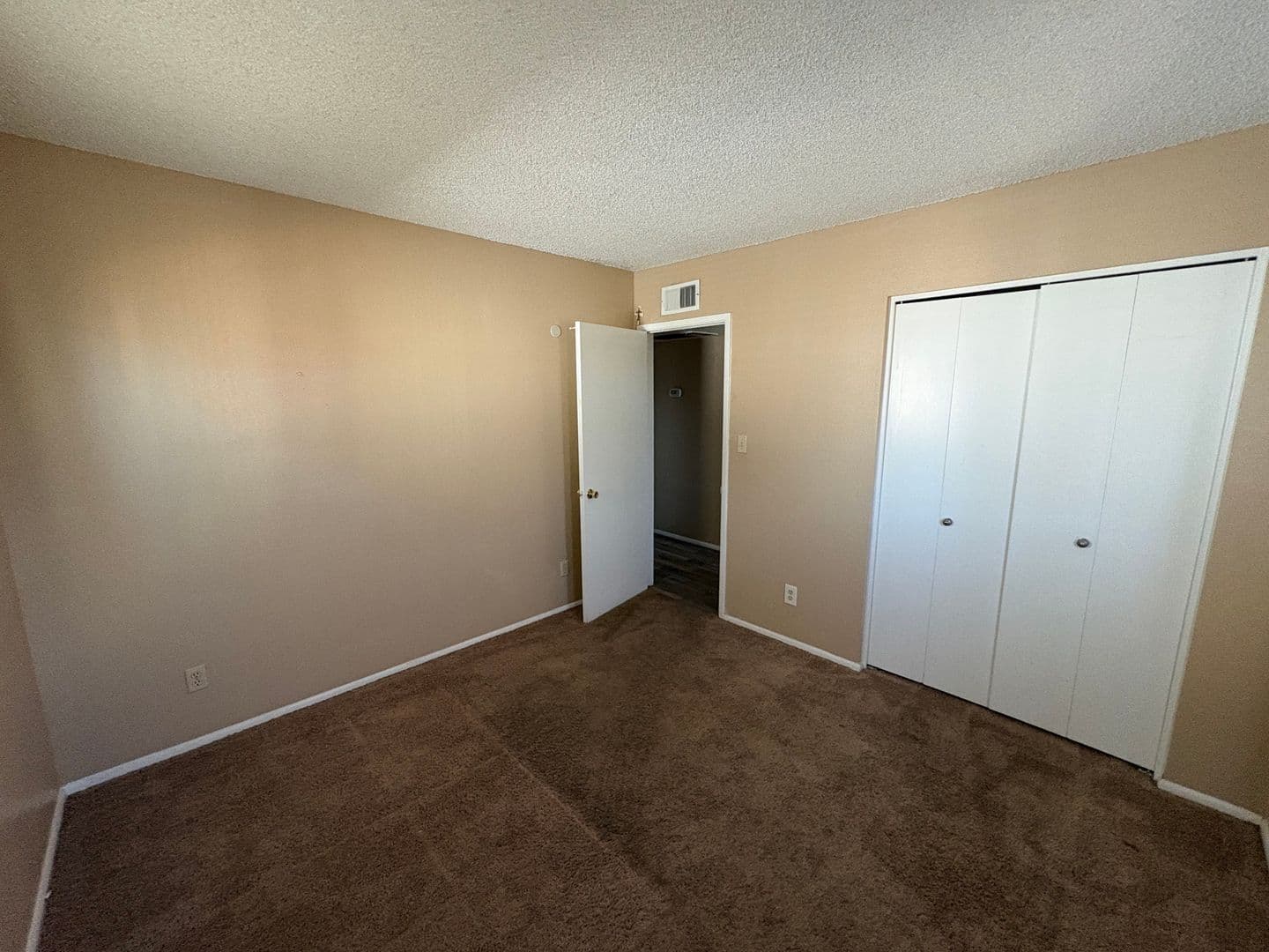 Youngtown Townhome: 11214 W Nevada Ave