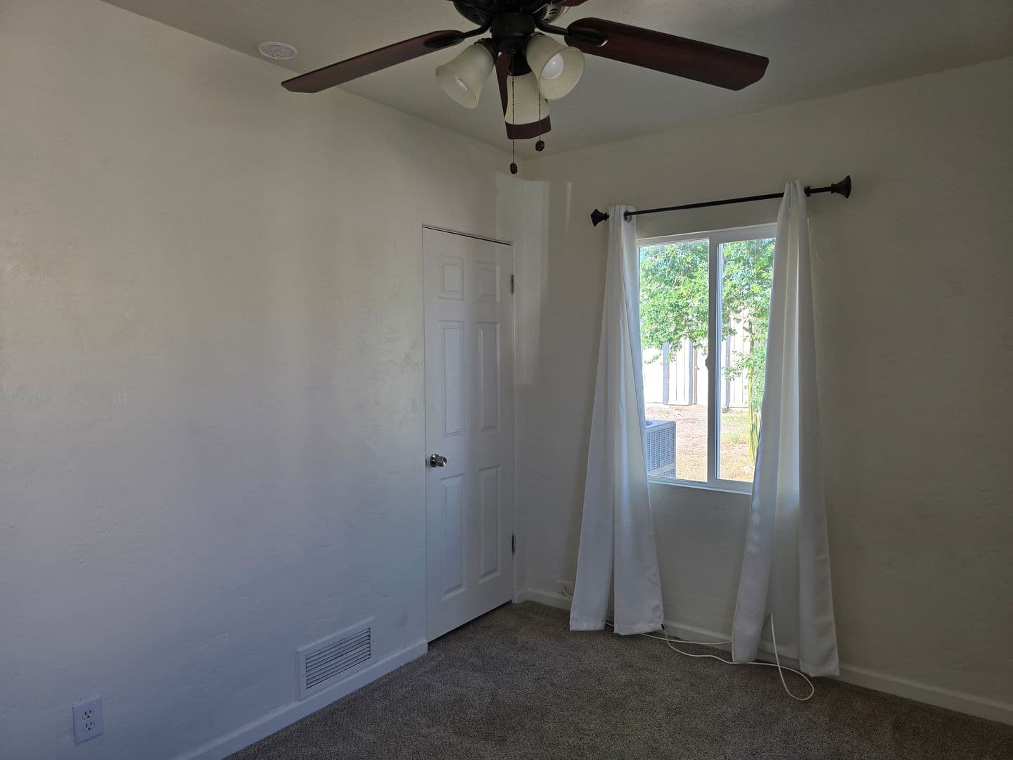 YUMA House: 1710 S 11TH AVE