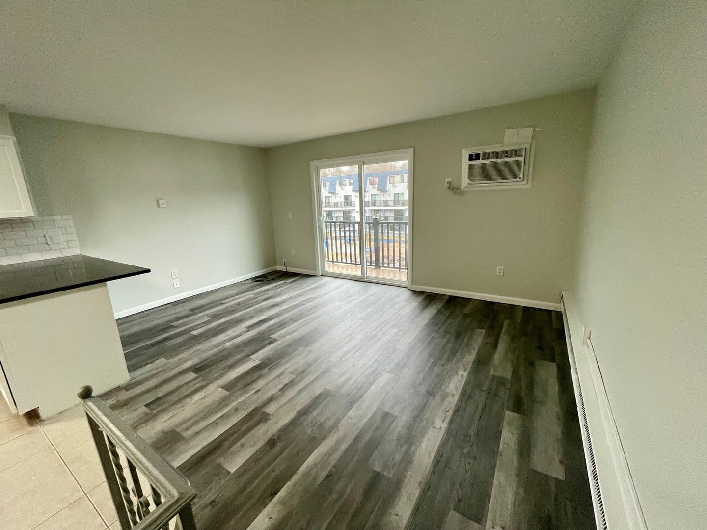 Waterbury Apartment: 222 Bradley Avenue