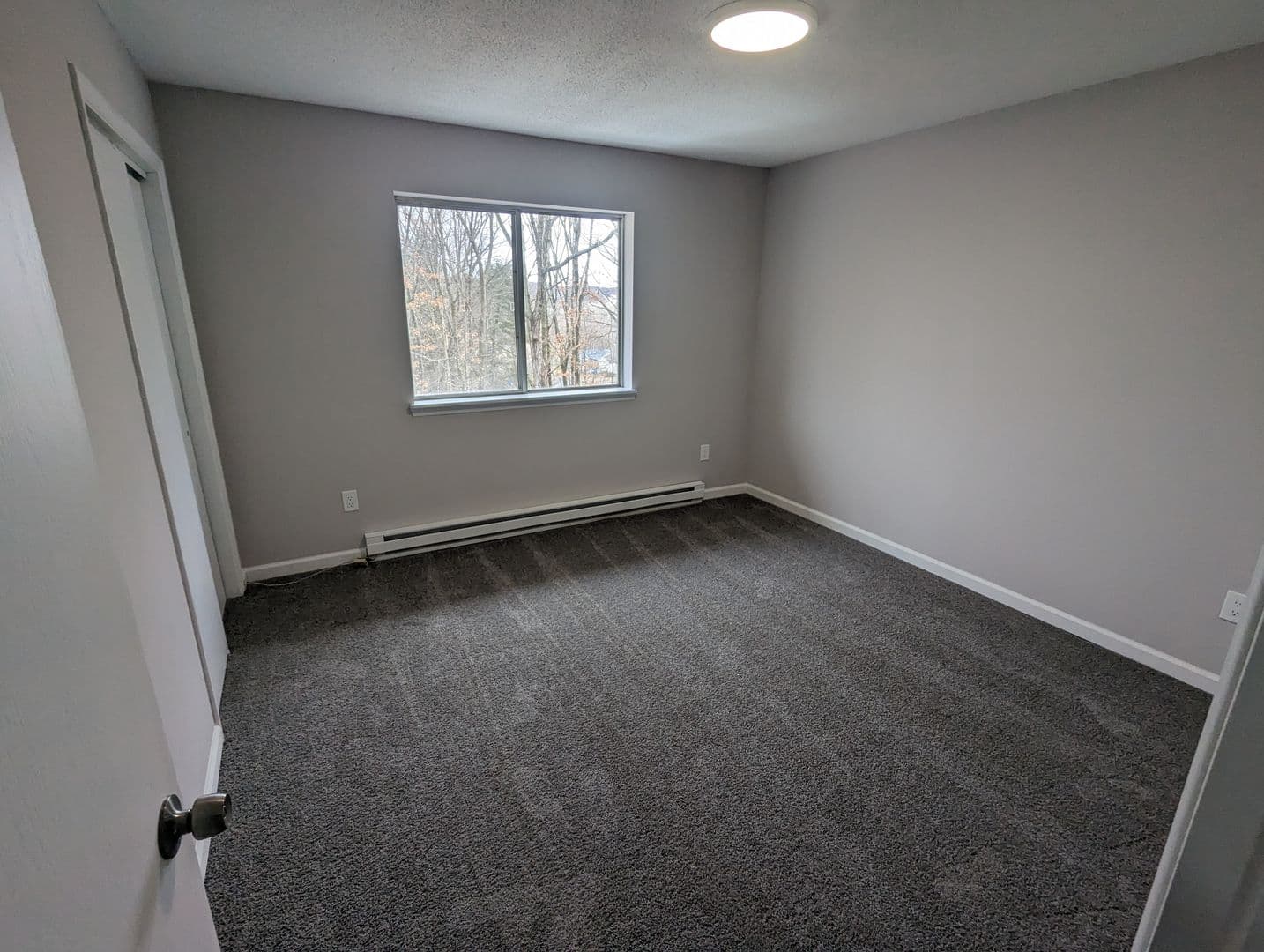 Waterbury Apartment: 42 Gayridge Road