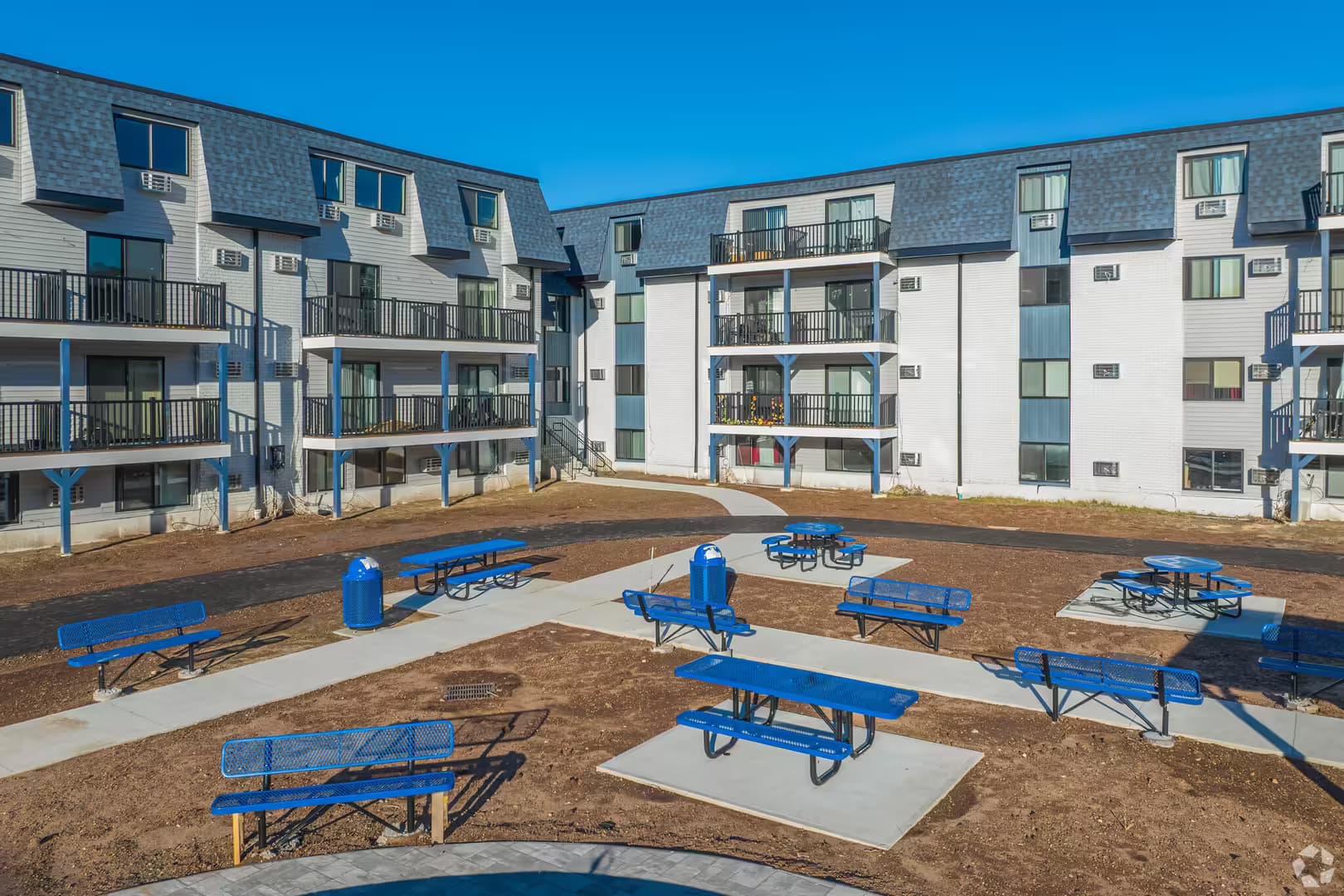 Waterbury Apartment: 222 Bradley Avenue