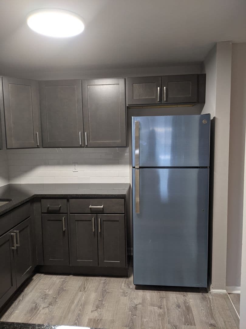 Waterbury Apartment: 366 Schraffts Drive