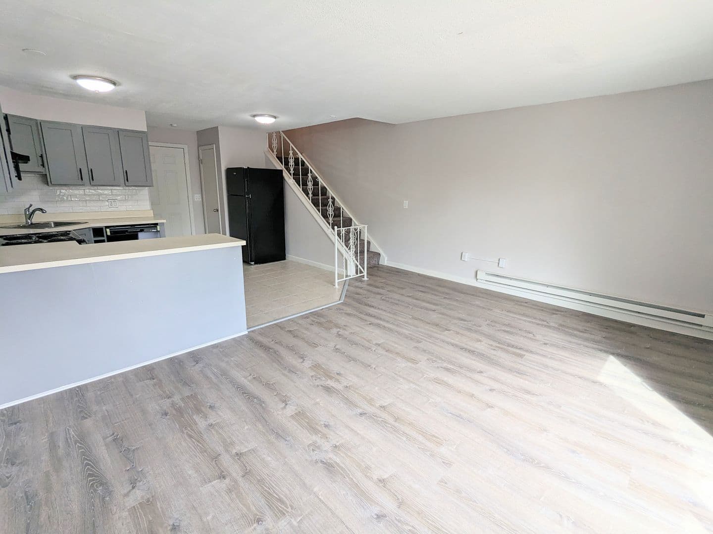 Waterbury Apartment: 222 Bradley Avenue