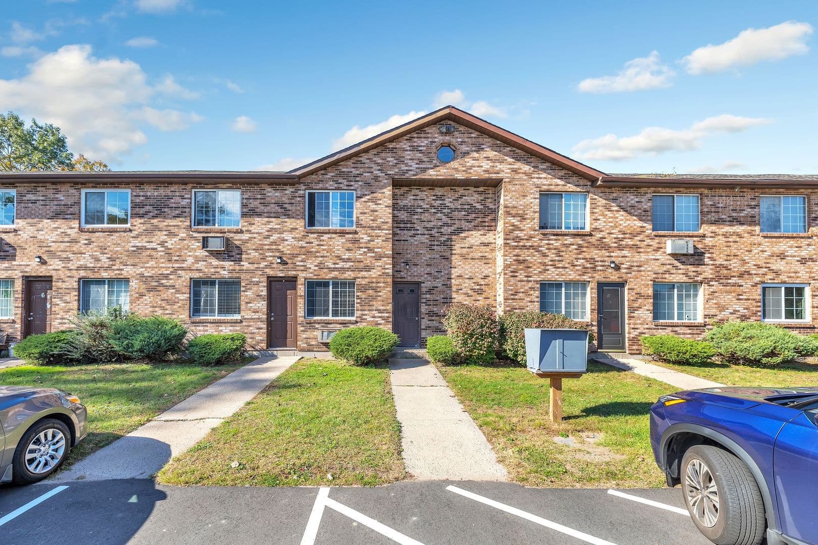 Waterbury Apartment: 1358-1368 Meriden Road