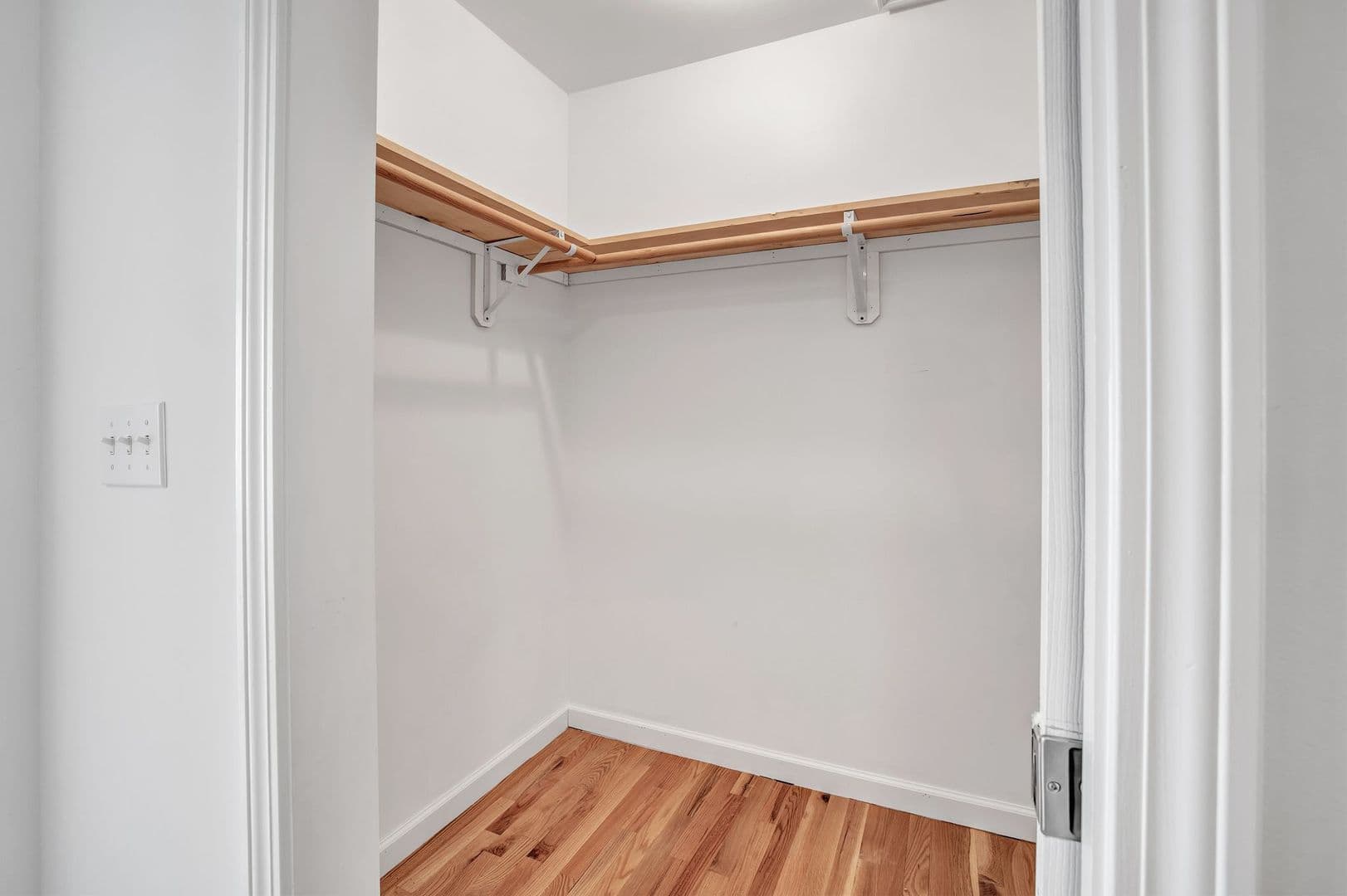 Waterbury Apartment: 27 Highland Hills