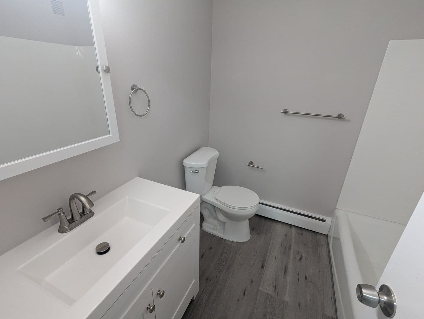 Waterbury Apartment: 366 Schraffts Drive