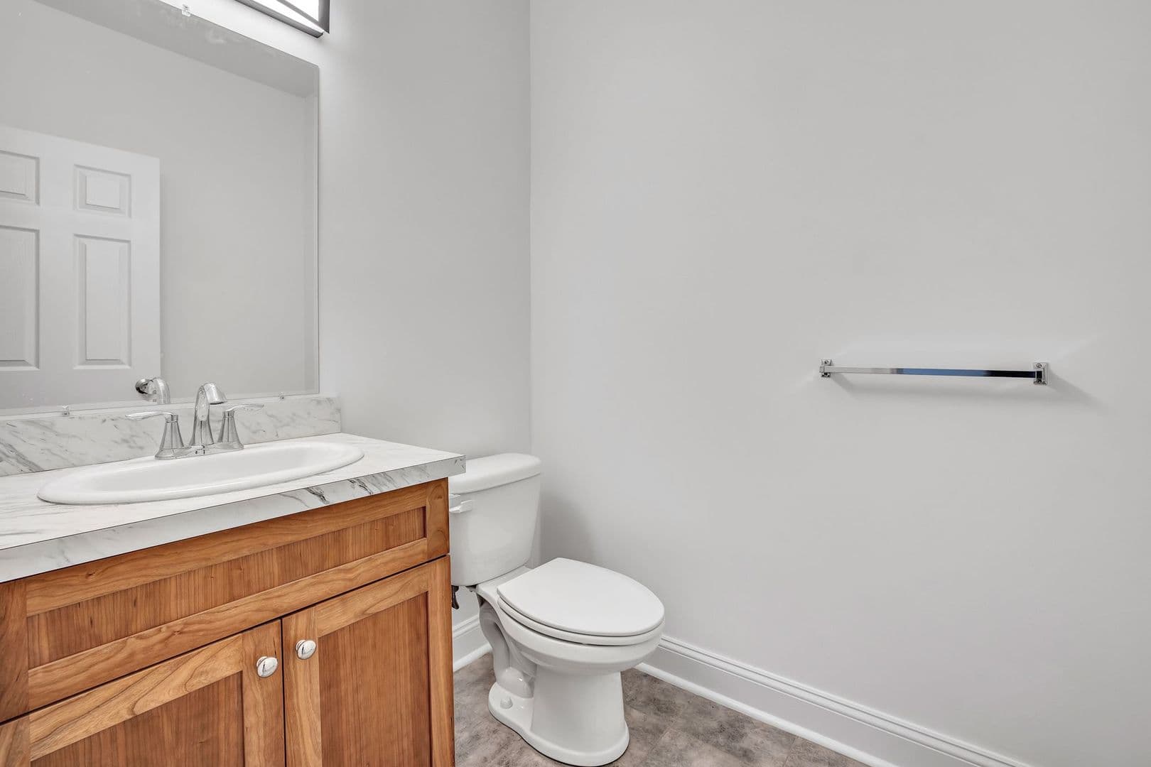 Waterbury Apartment: 27 Highland Hills