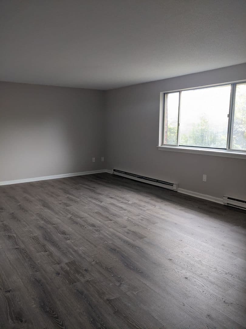 Waterbury Apartment: 86/76 Sherman Avenue