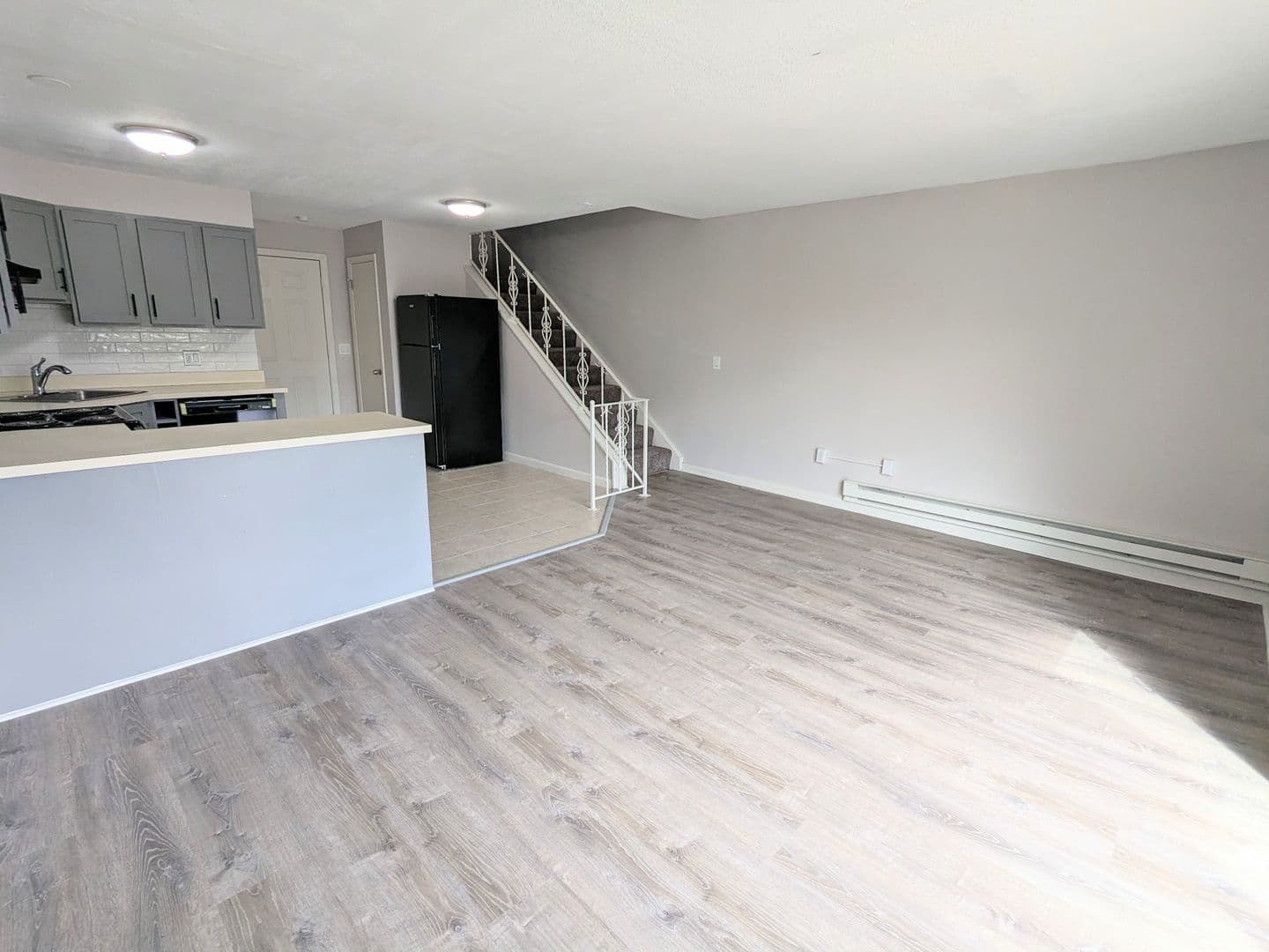 Waterbury Apartment: 222 Bradley Avenue