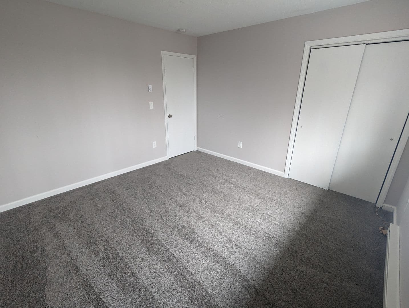 Waterbury Apartment: 42 Gayridge Road