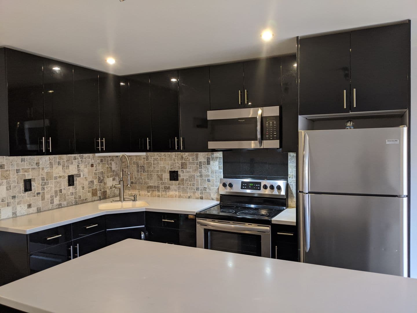 Waterbury Apartment: 222 Bradley Avenue