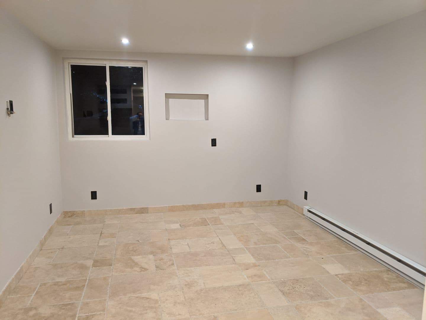 Waterbury Apartment: 222 Bradley Avenue