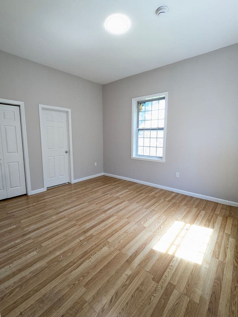 Waterbury Apartment: 2810 East Main Street