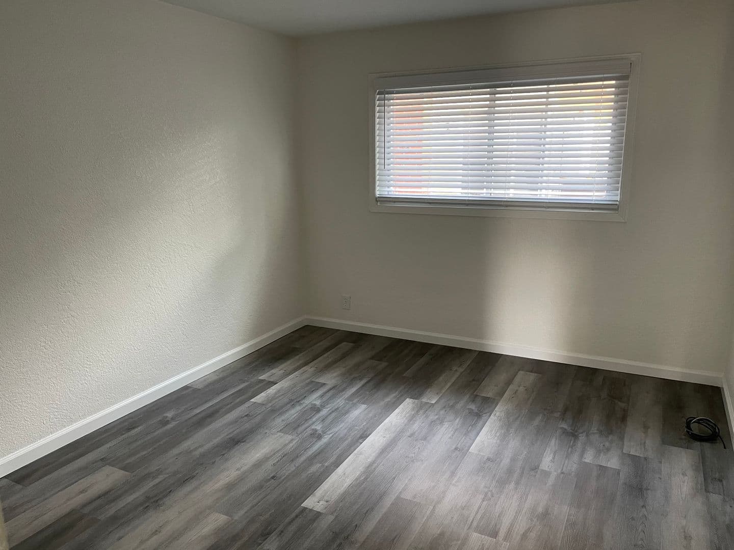 Hayward Apartment: 1492, 1494, 1496 Highland Blvd.