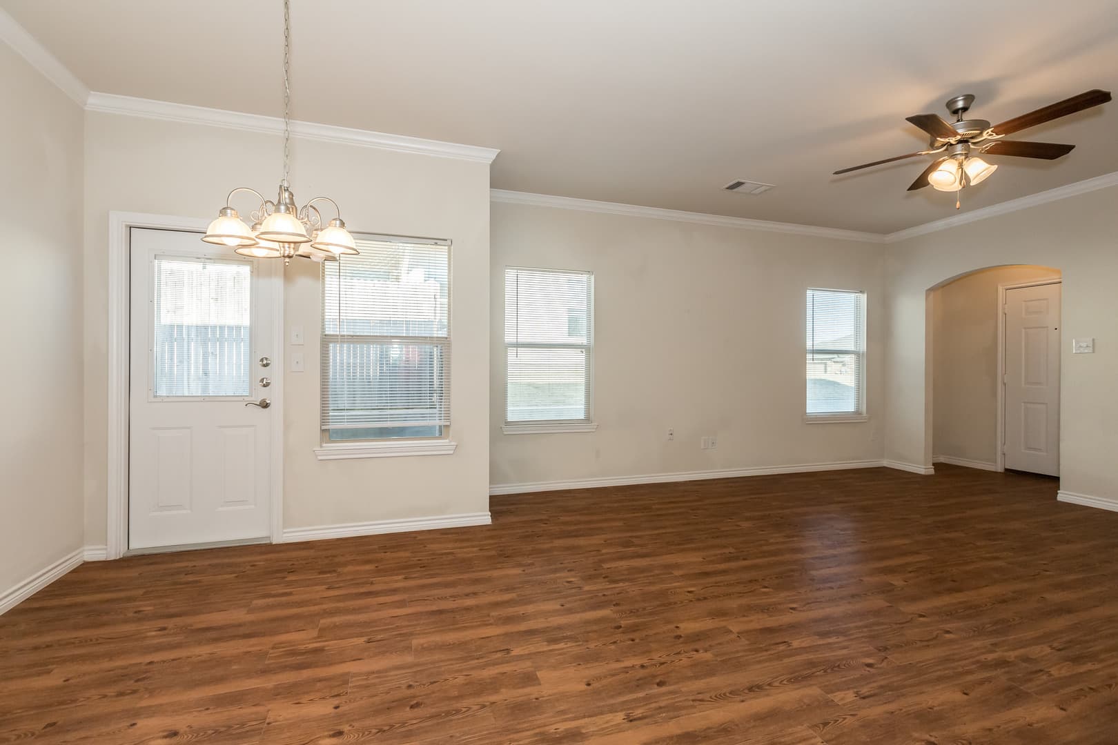 Weatherford Multiplex: 1036 Newcastle Dr