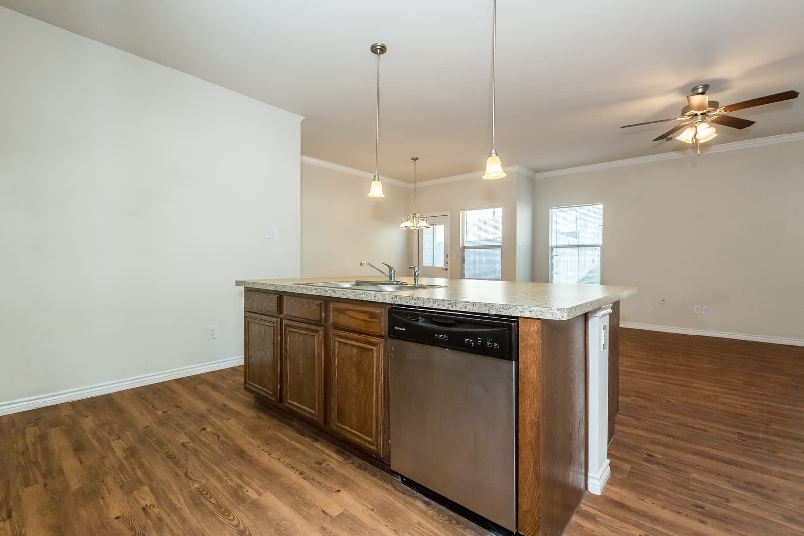 Weatherford Multiplex: 1036 Newcastle Dr