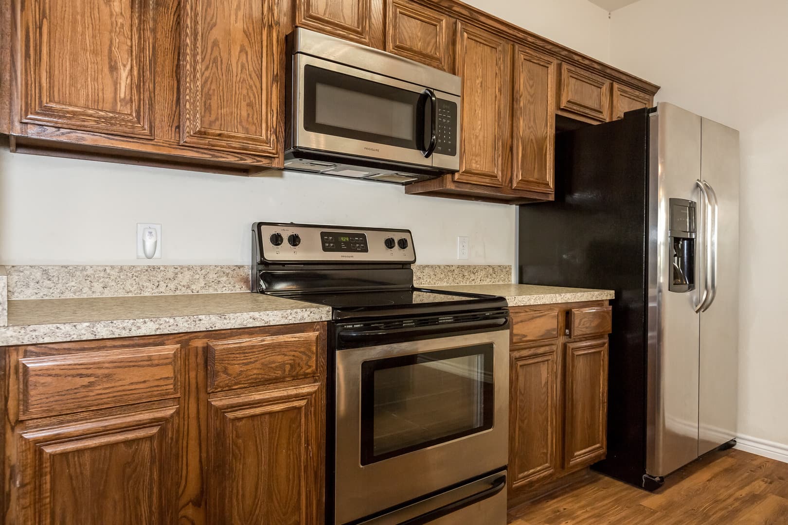 Weatherford Multiplex: 1036 Newcastle Dr