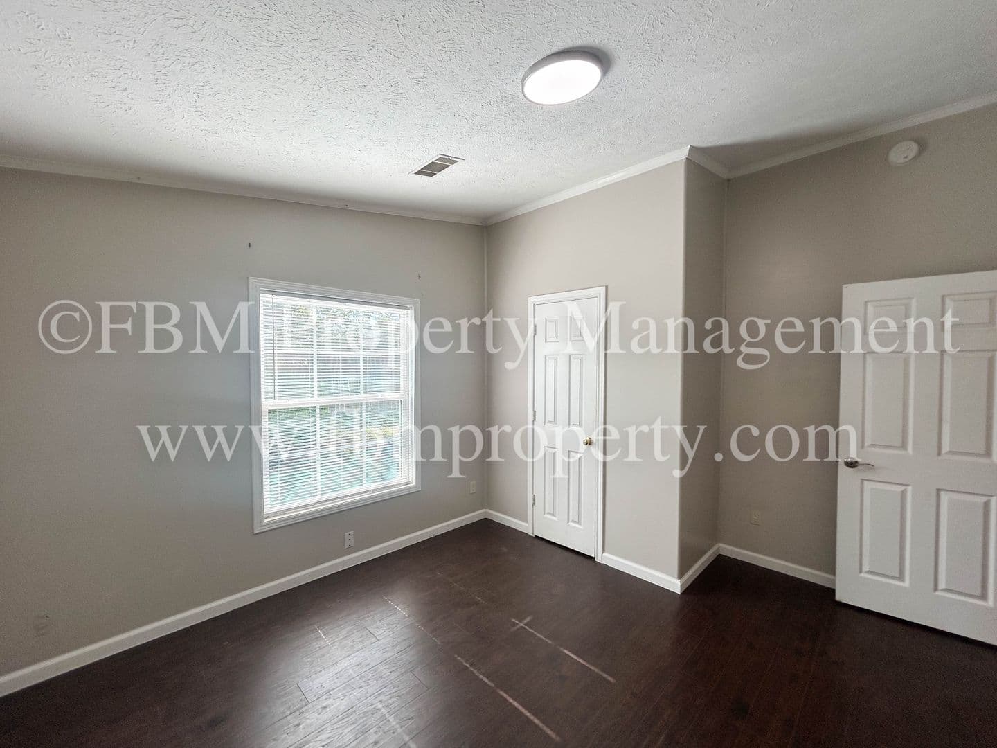 Waxahachie House: 111 Five Points Road