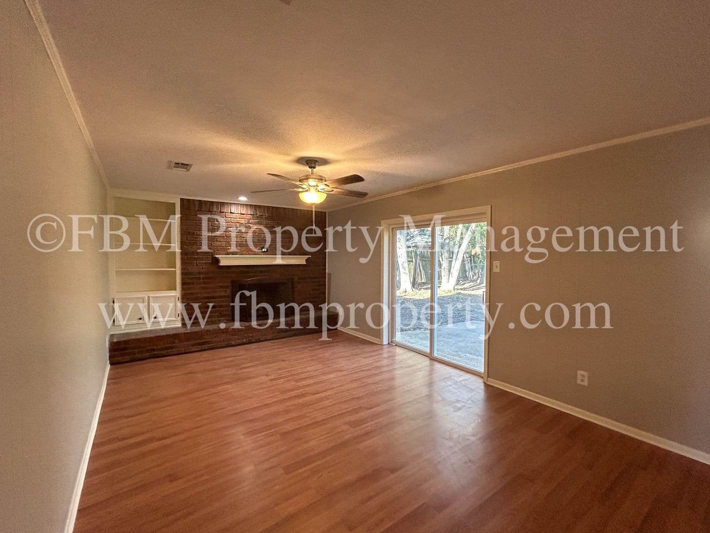 Corsicana House: 348 Wesley Drive