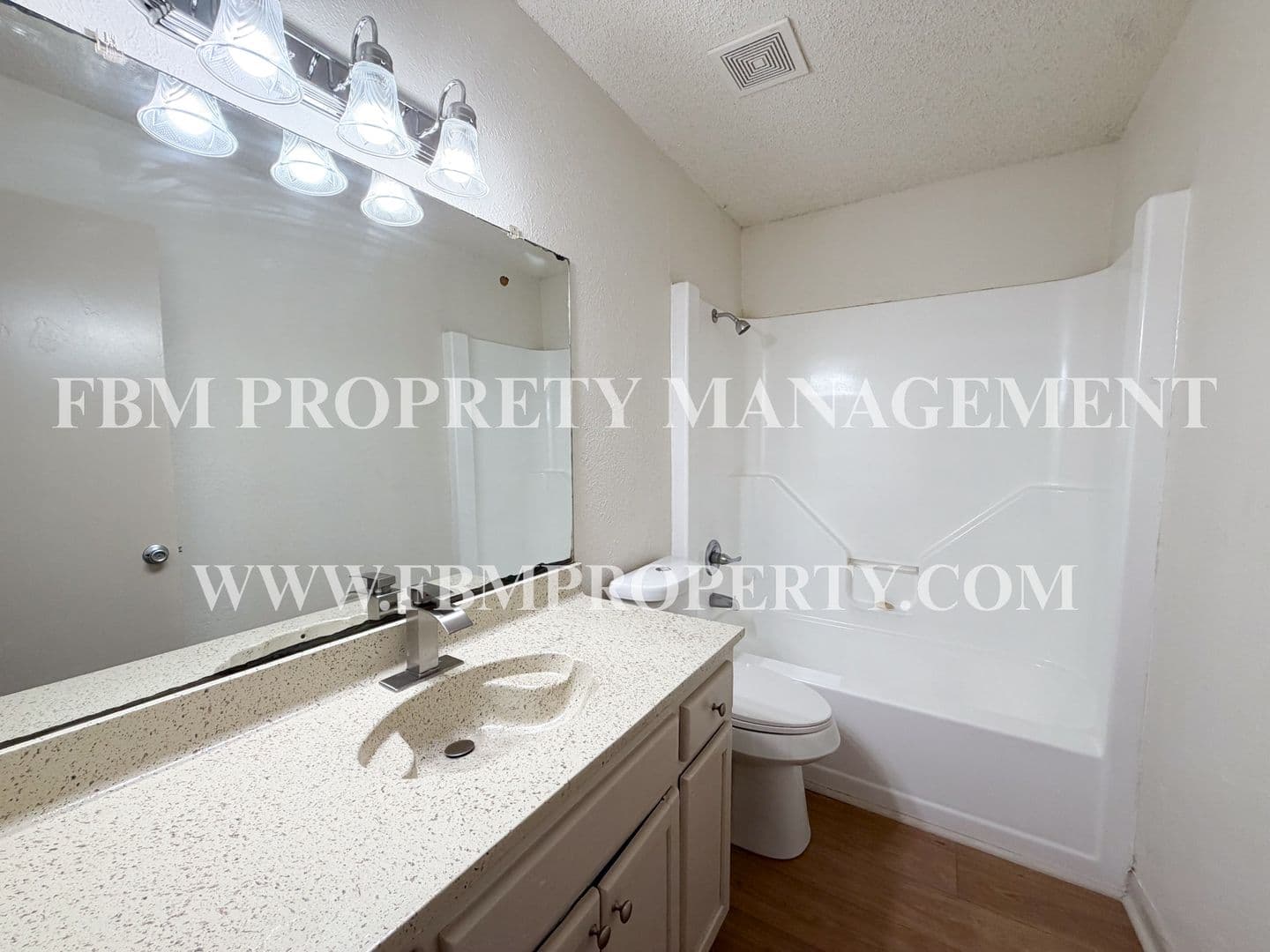 Corsicana Apartment: 1020 Northwood Boulevard, Unit 5