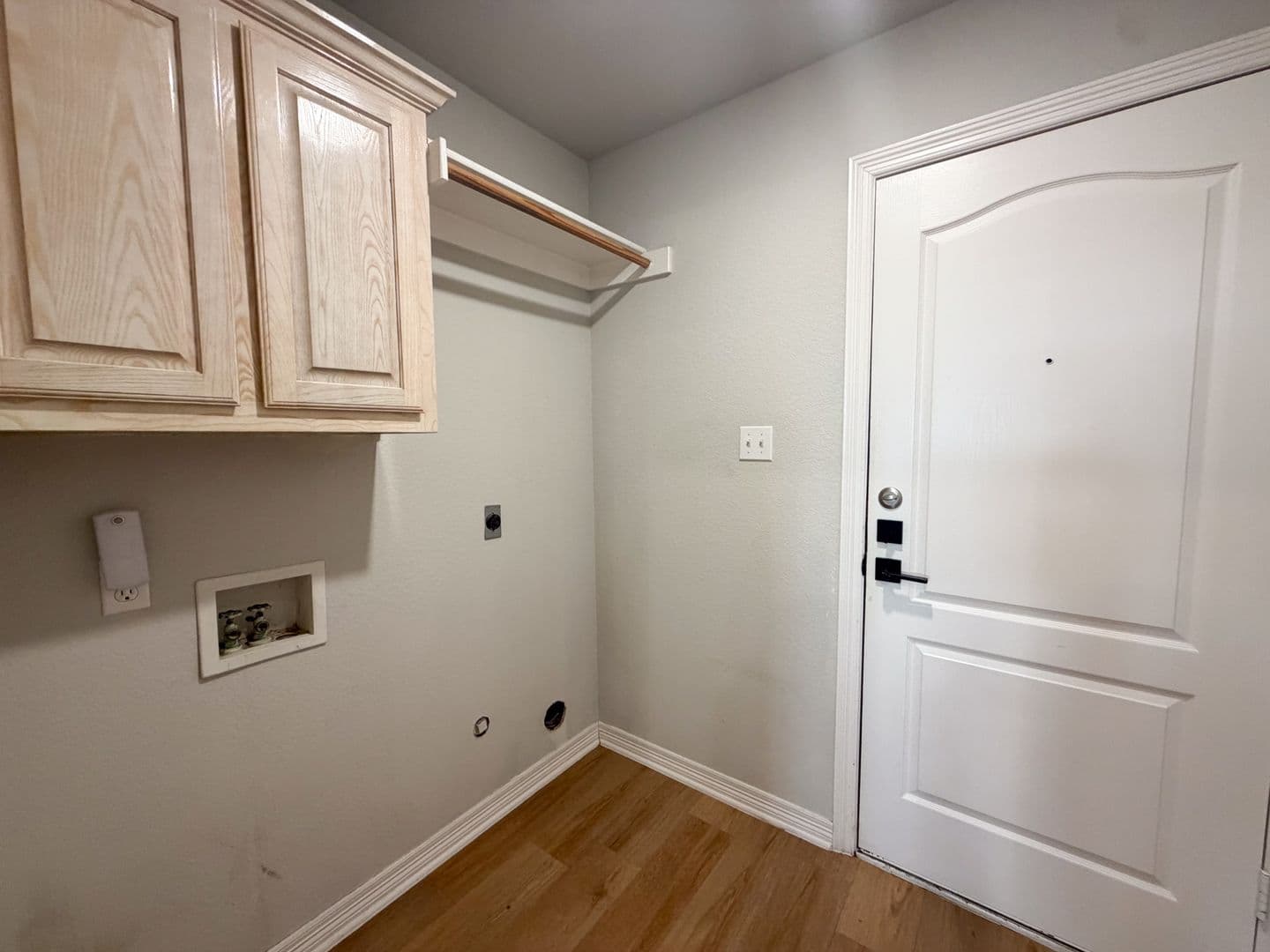 Waxahachie Townhome: 2 Country Club Place  - 2