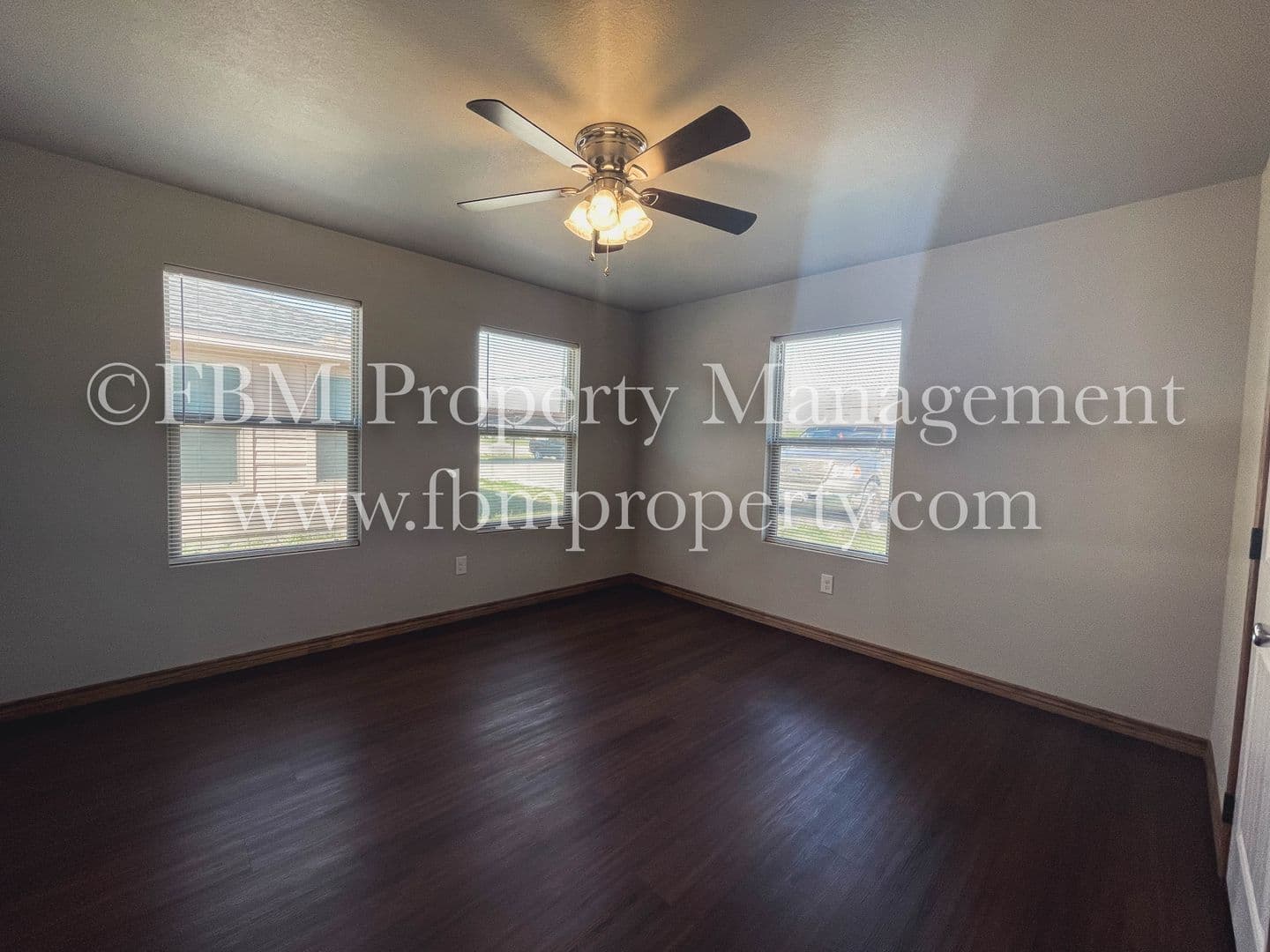 Italy Apartment: 460 Clark Street