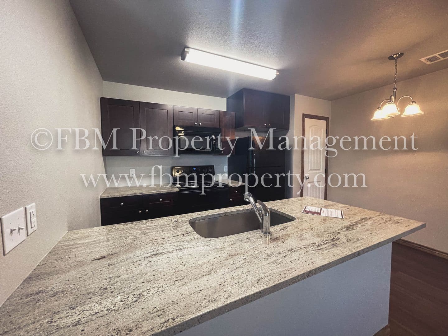 Italy Apartment: 460 Clark Street