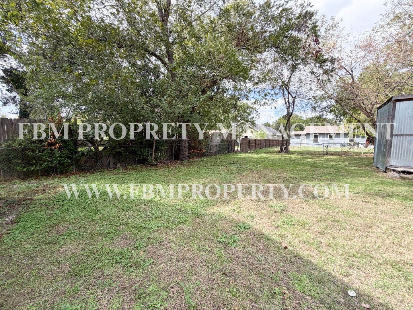 Corsicana House: 1804 W 2nd Avenue