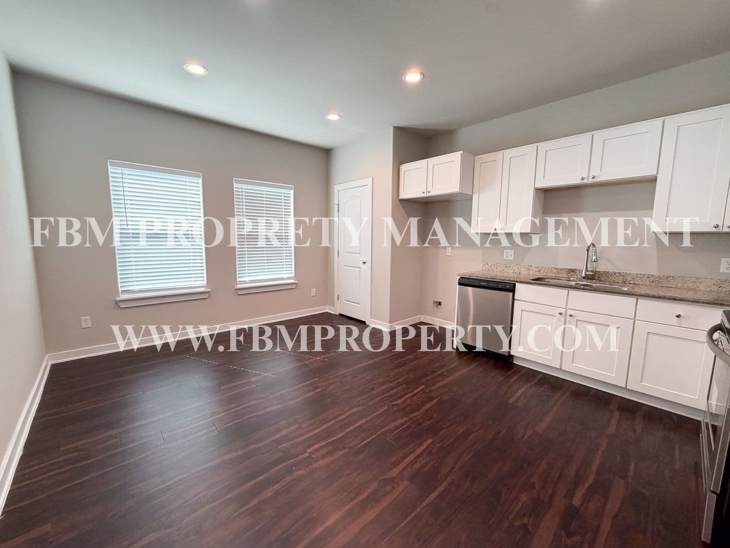 Corsicana House: 3708 Skylane Avenue