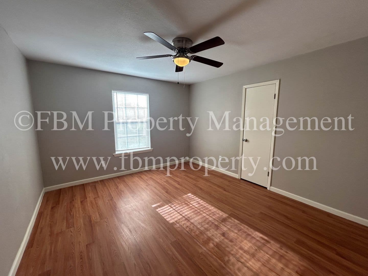 Corsicana House: 348 Wesley Drive