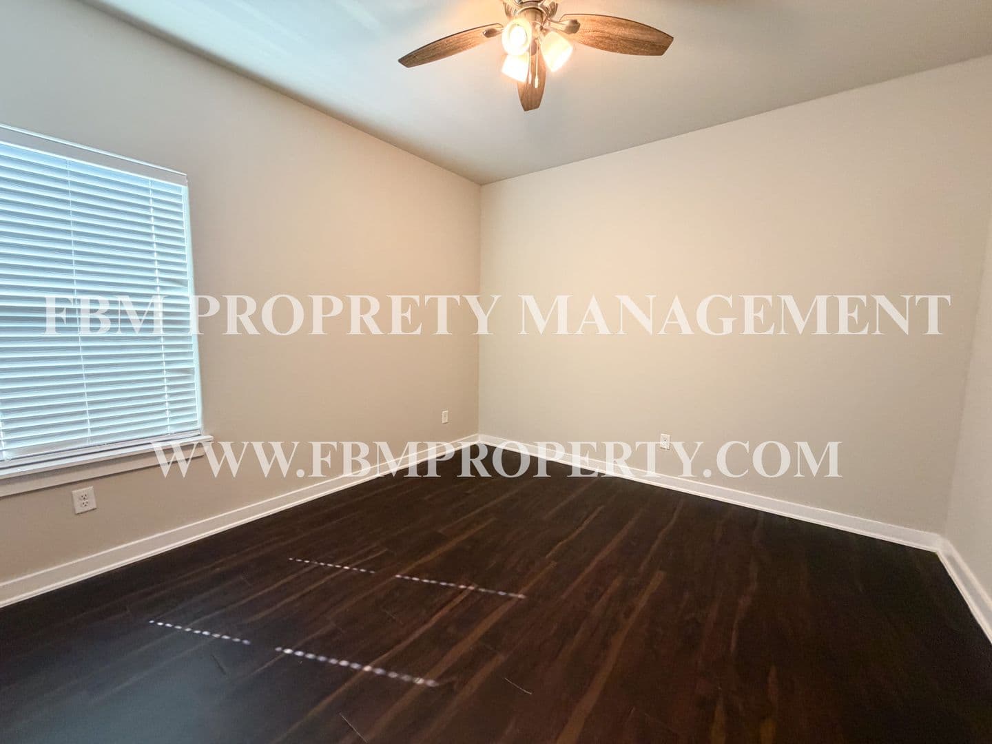 Corsicana House: 3708 Skylane Avenue